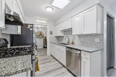 4706 NW 28th Terrace, Gainesville, FL 32605 - Photo 4