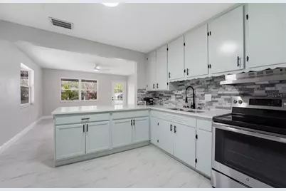 4313 Midland Road, Sarasota, FL 34231 - Photo 6