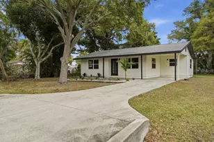 4313 Midland Rd, Sarasota, FL 34231 - Photo 1