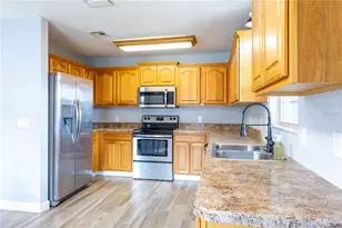 705 SE Townhomes Blvd, Lake Butler, FL 32054 - Photo 8