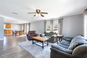 705 SE Townhomes Blvd, Lake Butler, FL 32054 - Photo 4