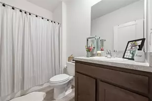 8261 SW 60th Ave, Gainesville, FL 32608 - Photo 14