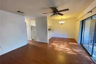 2735 SW 35 Pl, Gainesville, FL 32608 - Photo 8