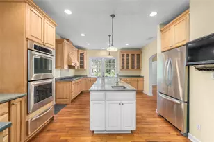 717 NE Blvd, Gainesville, FL 32601 - Photo 2