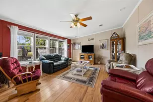 334 Paradise Cir, Satsuma, FL 32189 - Photo 12