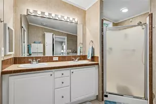 334 Paradise Cir, Satsuma, FL 32189 - Photo 20