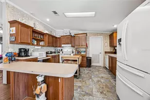 334 Paradise Cir, Satsuma, FL 32189 - Photo 18