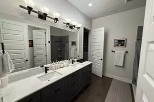 1016 NW 132nd Blvd, Newberry, FL 32669 - Photo 12