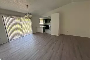 1028 Hickory Rd, Ocala, FL 34472 - Photo 4