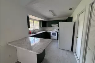 1028 Hickory Rd, Ocala, FL 34472 - Photo 6