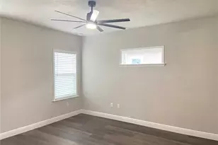 6790 SW 13th Ln, Gainesville, FL 32607 - Photo 16