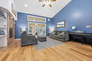 13708 SW 1st Ln, Newberry, FL 32669 - Photo 4