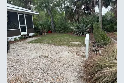 651 Madison Court, Sarasota, FL 34236 - Photo 10