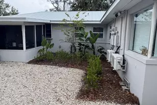 651 Madison Ct, Sarasota, FL 34236 - Photo 6