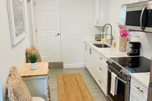 651 Madison Ct, Sarasota, FL 34236 - Photo 22