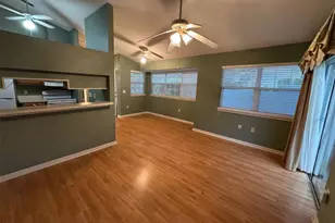 10311 NW 33rd Ln, Gainesville, FL 32606 - Photo 2