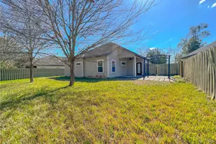 8166 SW 74th Ln, Gainesville, FL 32608 - Photo 14