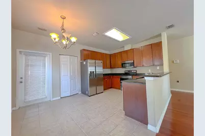 8166 SW 74th Lane, Gainesville, FL 32608 - Photo 4