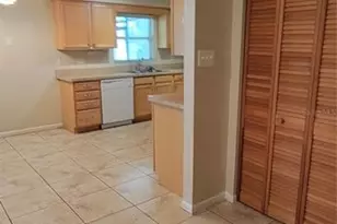 2220 NW 14th Ave, Gainesville, FL 32605 - Photo 8