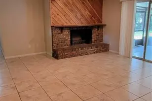 2220 NW 14th Ave, Gainesville, FL 32605 - Photo 6