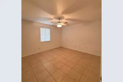 6519 W Newberry Road #604, Gainesville, FL 32605 - Photo 4