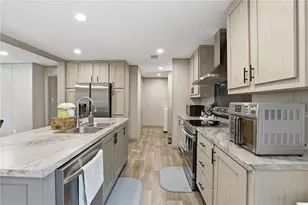 29578 SW 63rd Ave, Newberry, FL 32669 - Photo 6