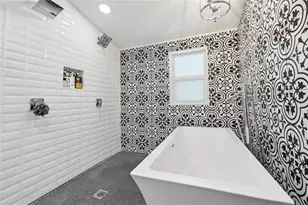 403 NE 9th St, Gainesville, FL 32601 - Photo 38