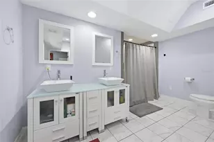 403 NE 9th St, Gainesville, FL 32601 - Photo 28