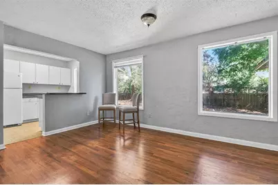 914 NE 11th Avenue, Gainesville, FL 32601 - Photo 6