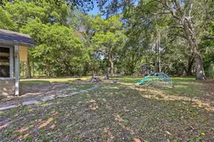 347 Ashley St, Hawthorne, FL 32640 - Photo 26