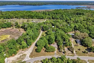 347 Ashley St, Hawthorne, FL 32640 - Photo 4