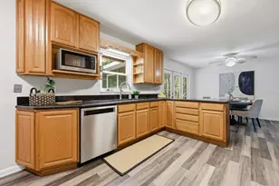 9235 NW 11th Pl, Gainesville, FL 32606 - Photo 14