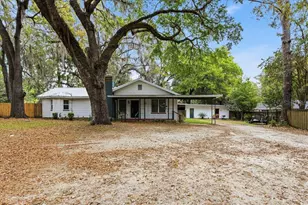 779 NW 37th St, Gainesville, FL 32607 - Photo 2