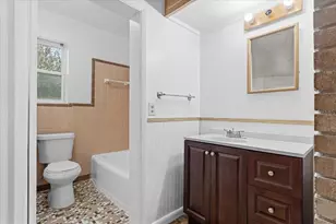 779 NW 37th St, Gainesville, FL 32607 - Photo 28