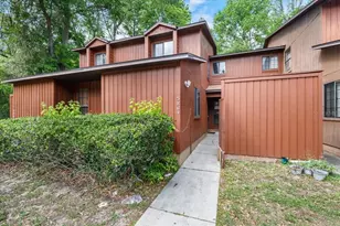 5864 SW 8th Pl, Gainesville, FL 32607 - Photo 2