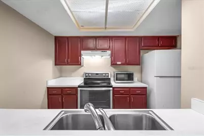 5864 SW 8th Place, Gainesville, FL 32607 - Photo 10