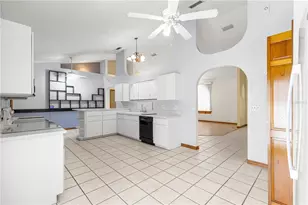 1090 NW 67th Pl, Ocala, FL 34475 - Photo 12