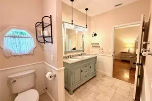 4317 NW 10th Pl, Gainesville, FL 32605 - Photo 12