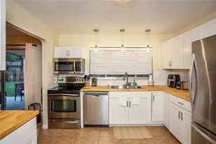 734 NW 38th St, Gainesville, FL 32607 - Photo 10