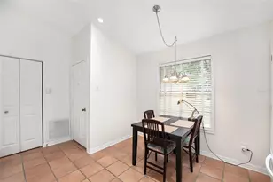 1047 NW 41st Dr, Gainesville, FL 32605 - Photo 10