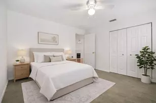 1047 NW 41st Dr, Gainesville, FL 32605 - Photo 12