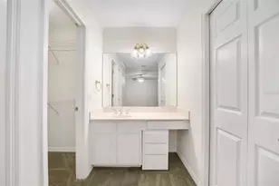 1047 NW 41st Dr, Gainesville, FL 32605 - Photo 16