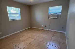 3801 SW 17th Pl, Gainesville, FL 32607 - Photo 10