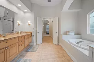 3212 SW 98 Dr, Gainesville, FL 32608 - Photo 34