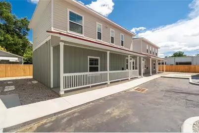 622 NW 3rd Avenue #5, Gainesville, FL 32601 - Photo 1