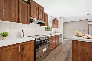 8050 NE 102nd Ct, Bronson, FL 32621 - Photo 14