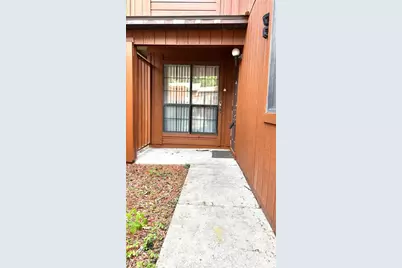 5855 SW 8th Place, Gainesville, FL 32607 - Photo 2