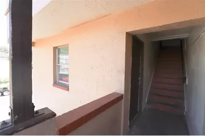 914 SW 8th Avenue #19, Gainesville, FL 32601 - Photo 2