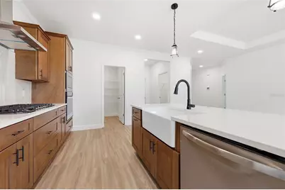 6735 SW 10th Lane, Gainesville, FL 32607 - Photo 4