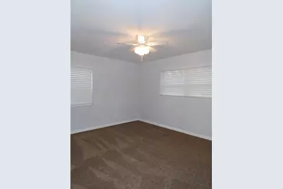 413 NW 35th Terrace, Gainesville, FL 32607 - Photo 10